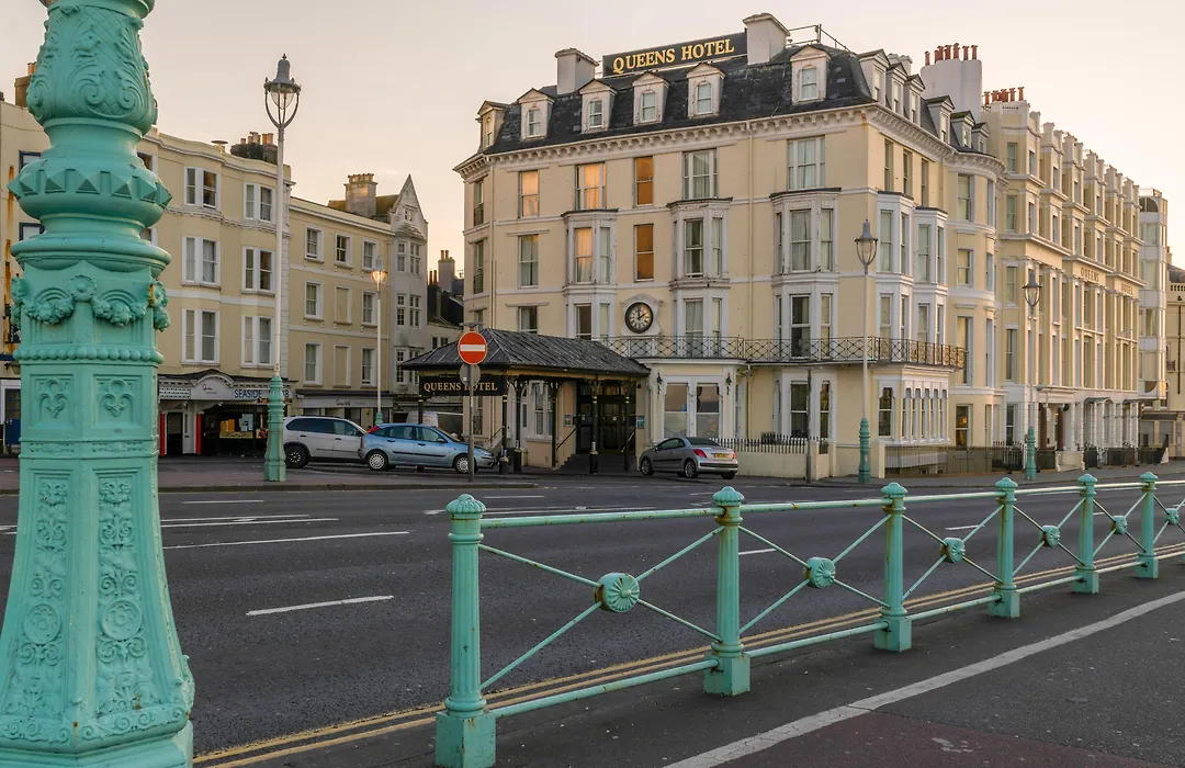 Queens Hotel&Spa-1