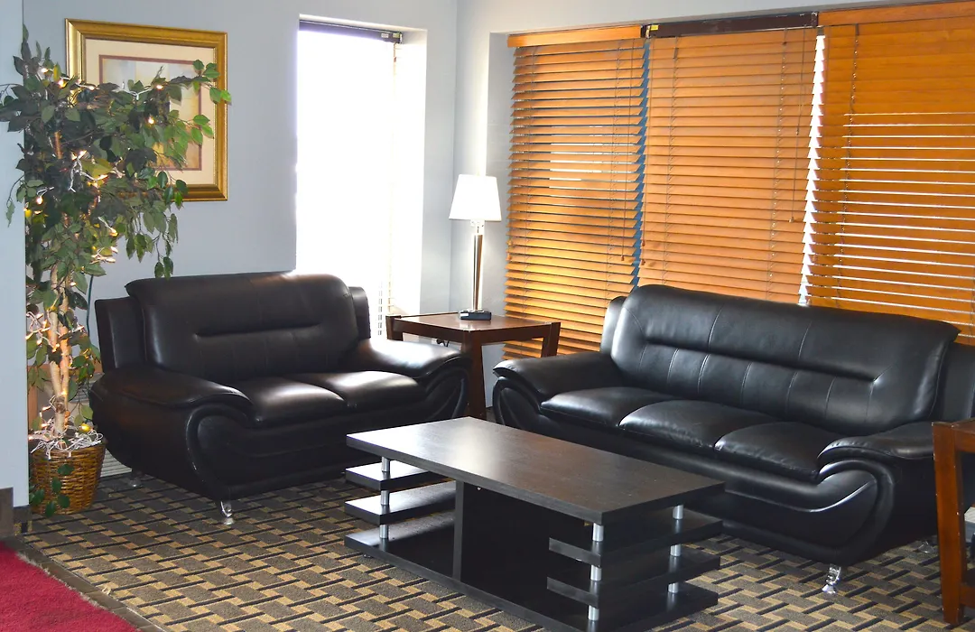 Americas Best Value Inn And Suites St. Cloud-1