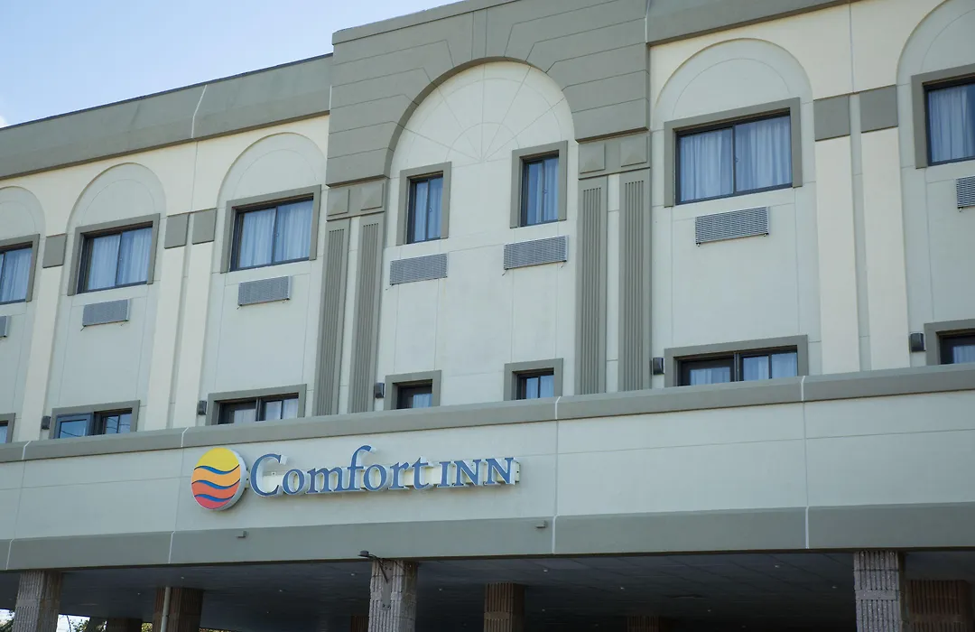 Comfort Inn Syosset-Long Island-1