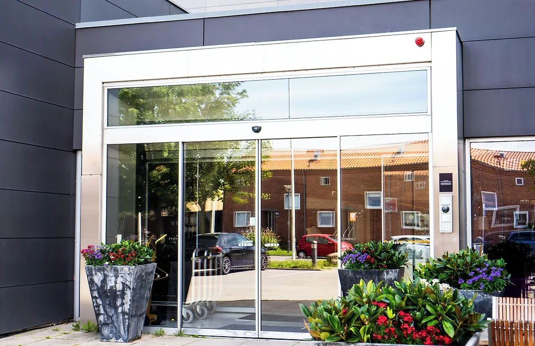 Park Inn by Radisson Copenhagen Airport-1