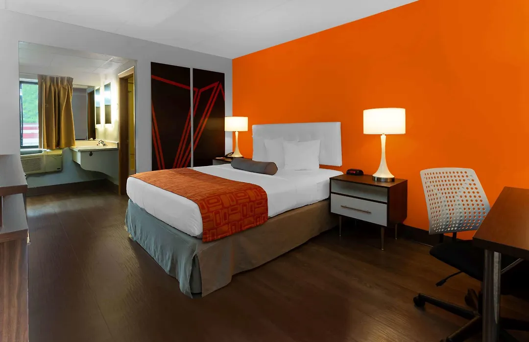 Howard Johnson By Wyndham Waukegan Great Lakes-1