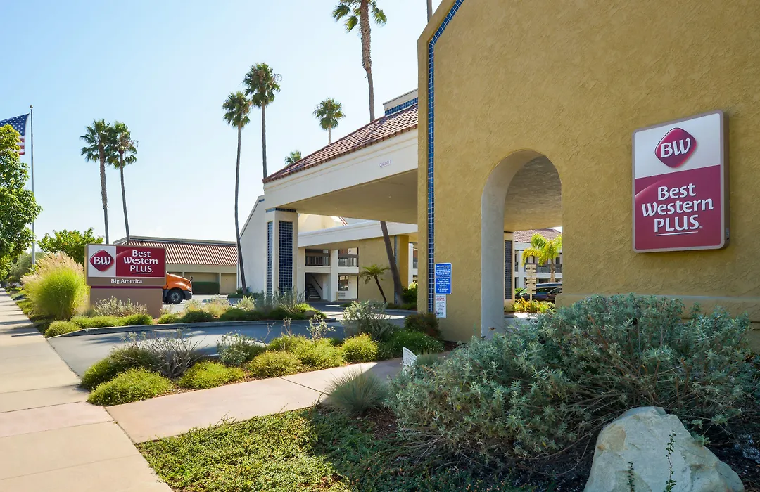 Best Western Plus Big America-1