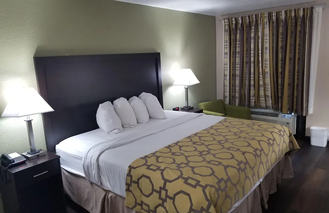 Baymont By Wyndham Lake City I-75-1