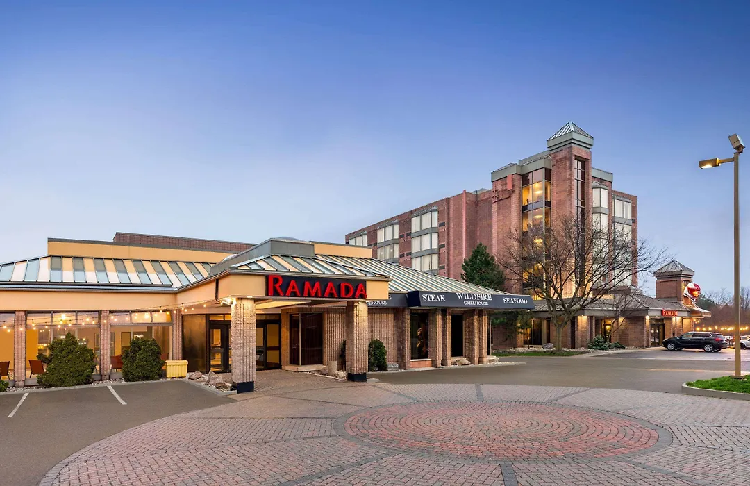 Ramada Plaza By Wyndham Niagara Falls-1