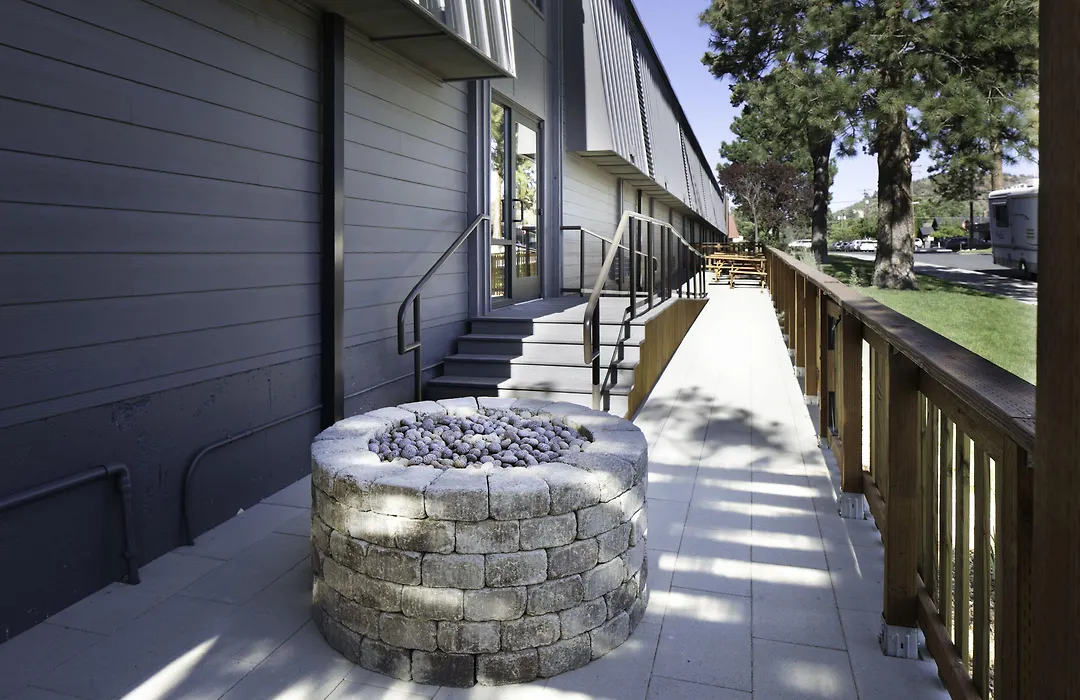 Waypoint Hotel-1