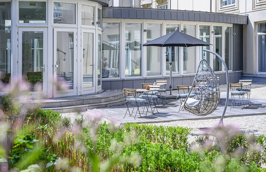 Hilton Garden Inn Brussels City Centre-1