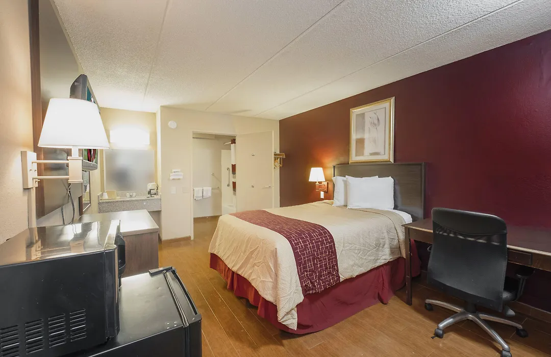 Red Roof Inn Jackson Downtown - Fairgrounds-1