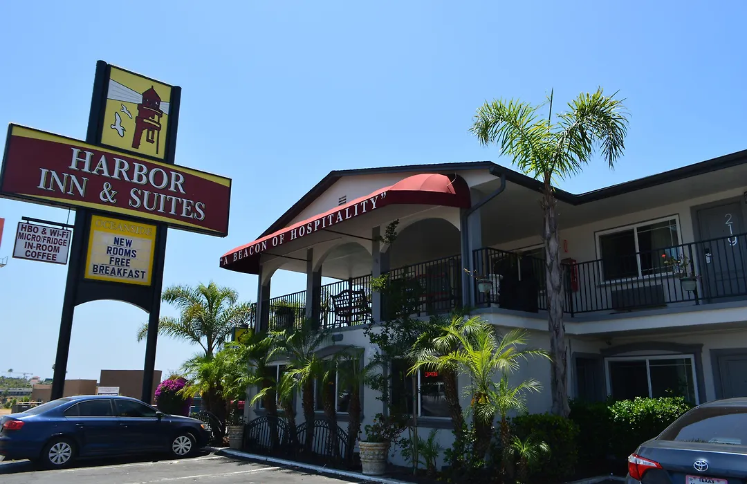 Harbor Inn & Suites Oceanside-1