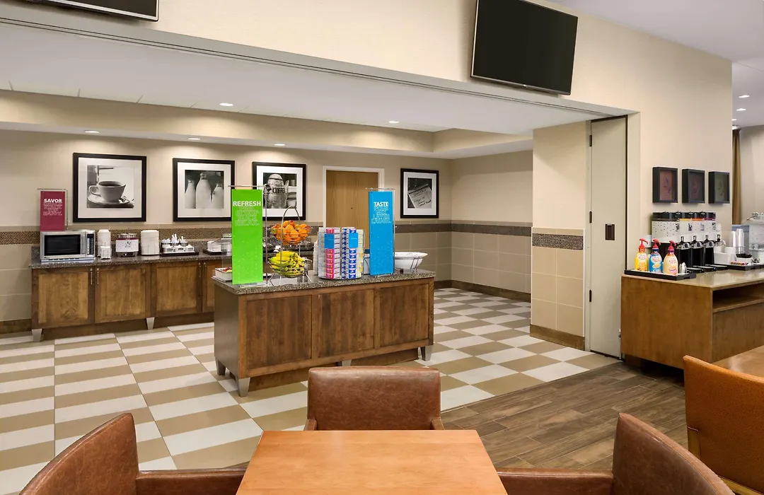 Hampton Inn And Suites Clayton/St. Louis-Galleria Area-1