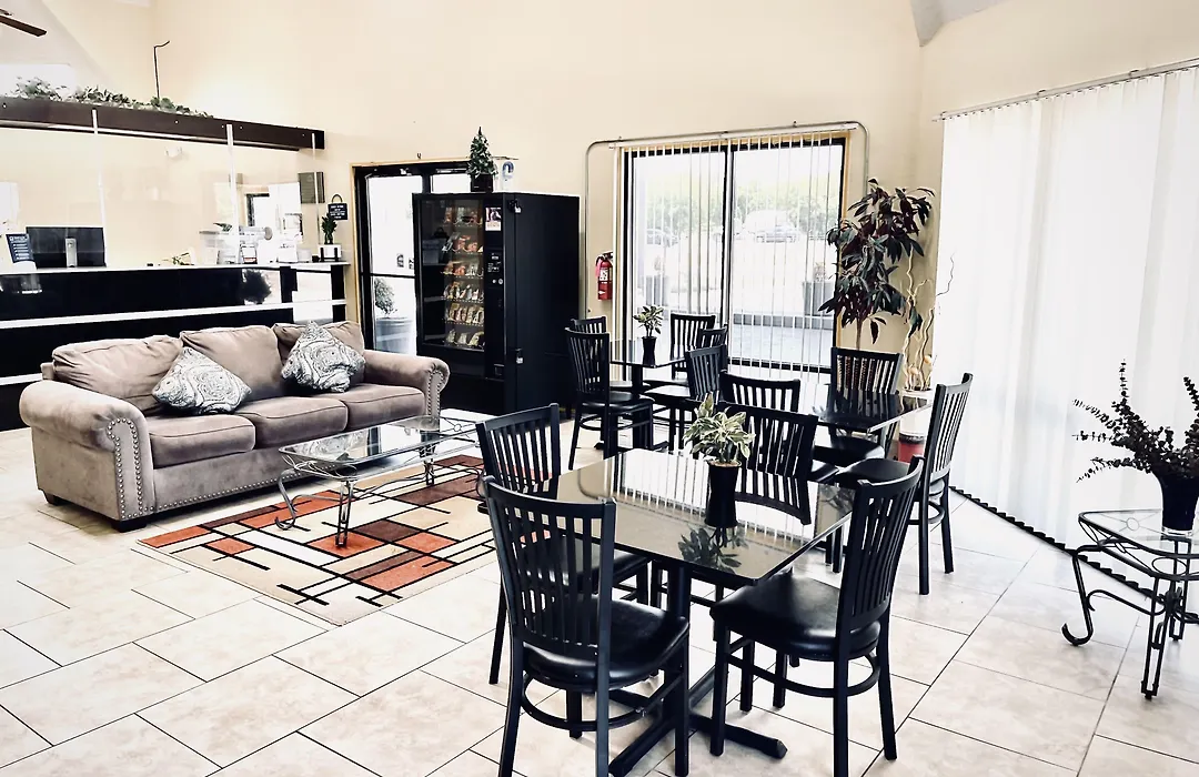 Days Inn By Wyndham Burleson Ft. Worth-1