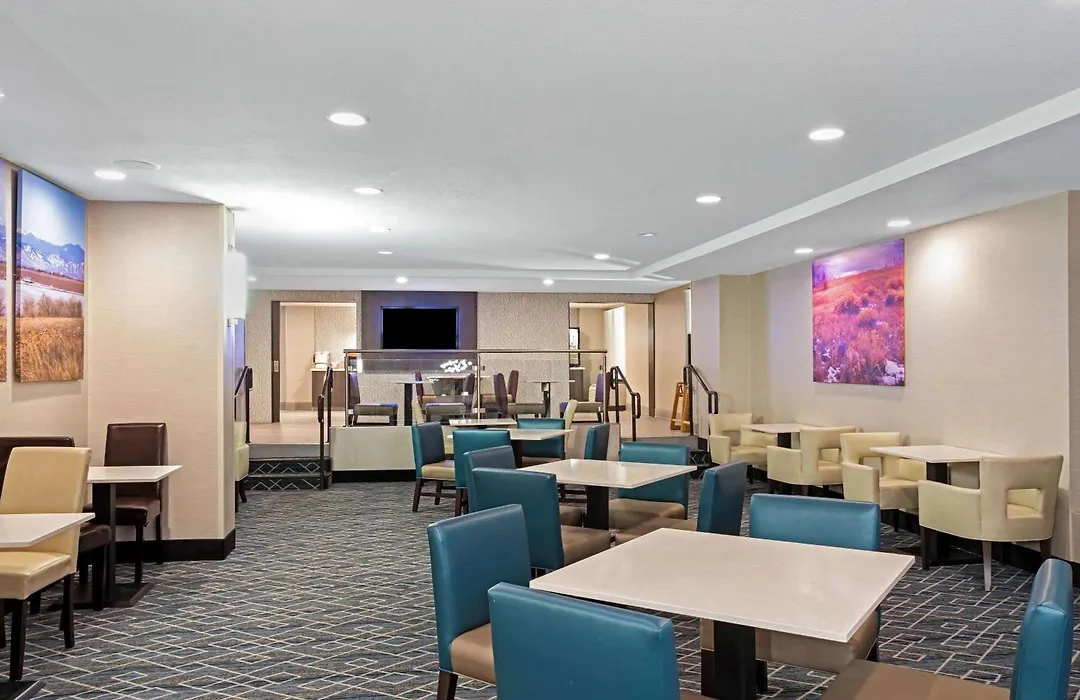 La Quinta Inn & Suites By Wyndham Denver Aurora Medical-1