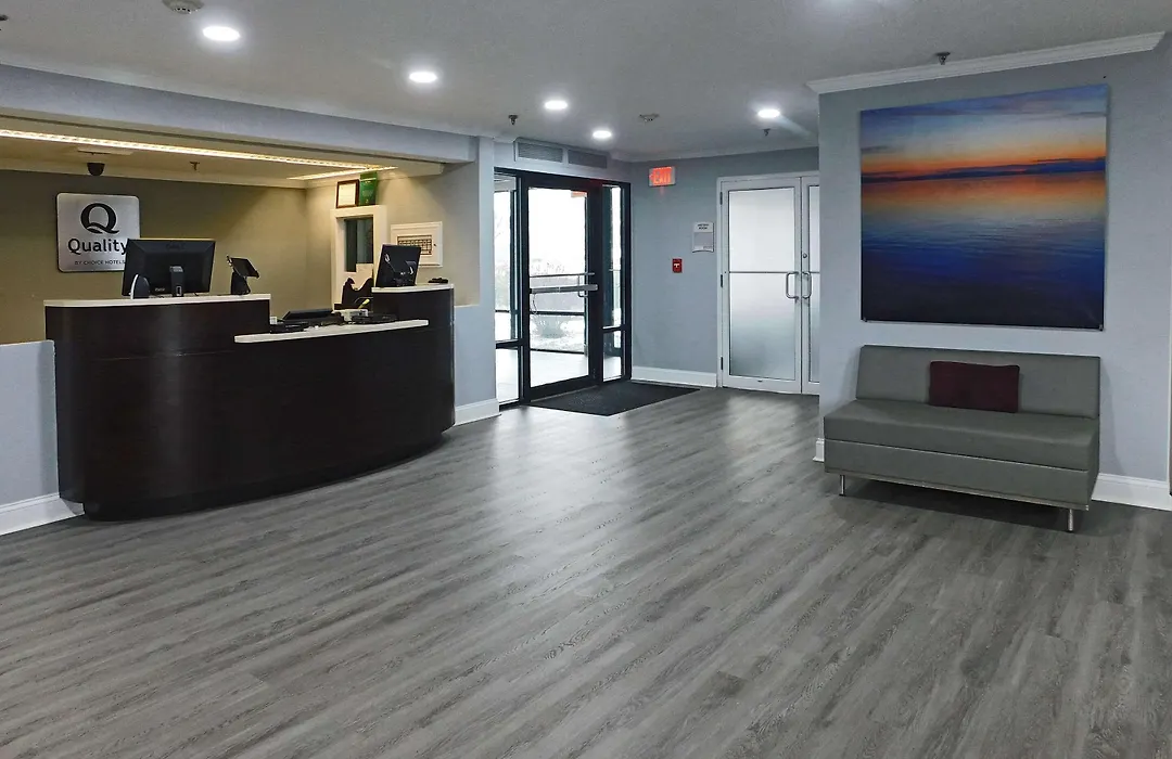 Quality Inn Colchester - Burlington-1