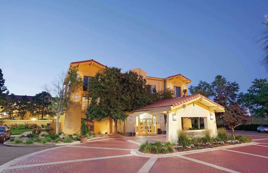 Travelodge By Wyndham Golden-Denver-1