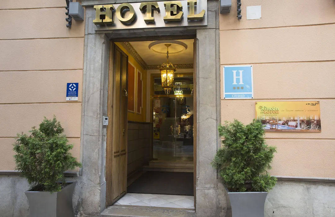 Hotel Reina Cristina-1