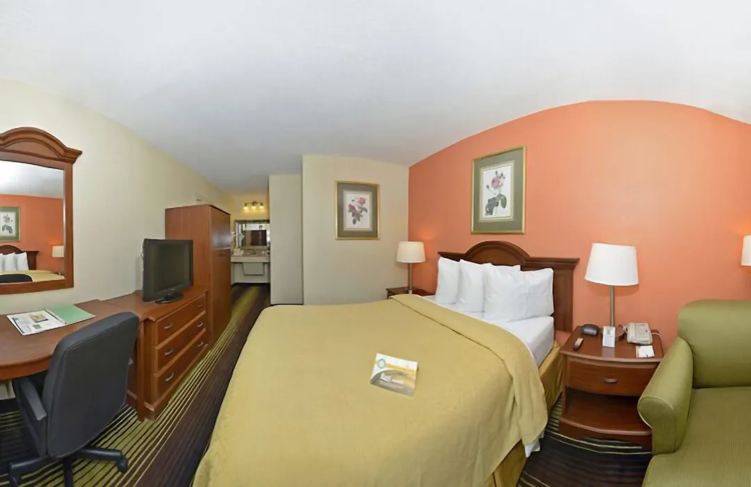 Townhouse Winston Salem - University-1