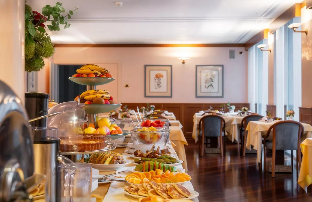 Hotel Crivi'S-1