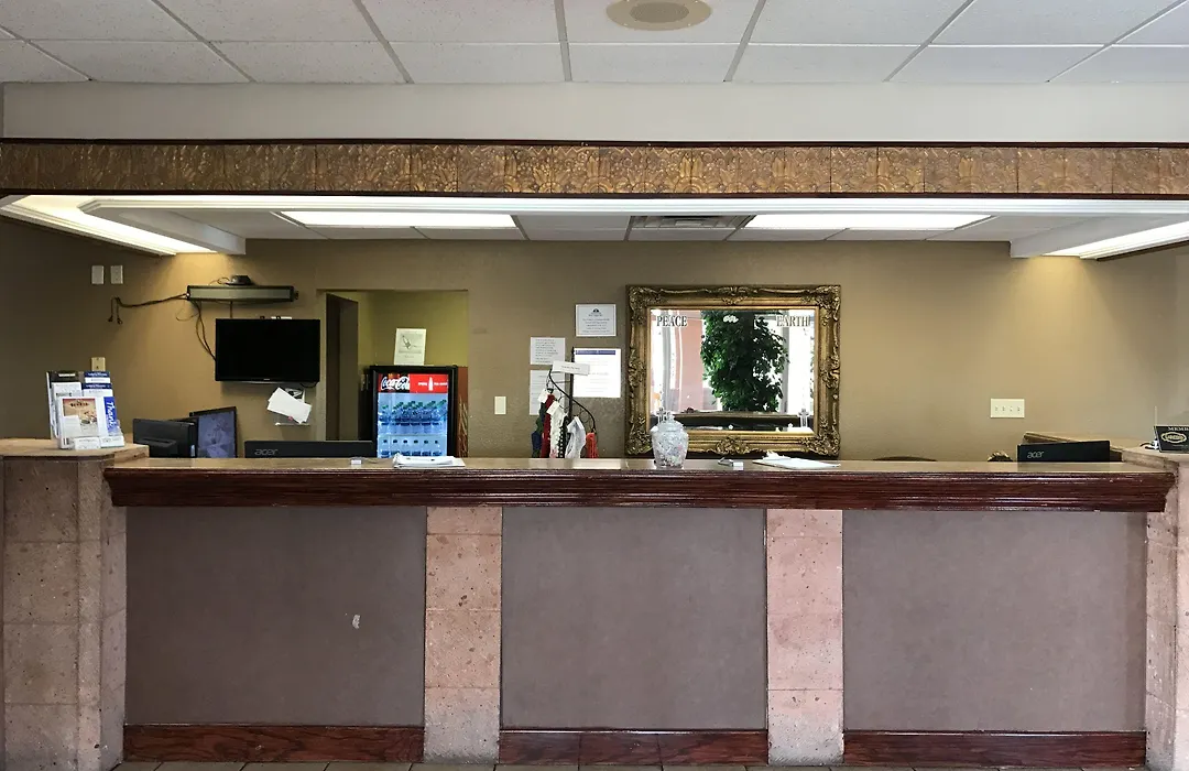 Americas Best Value Inn Laredo-1