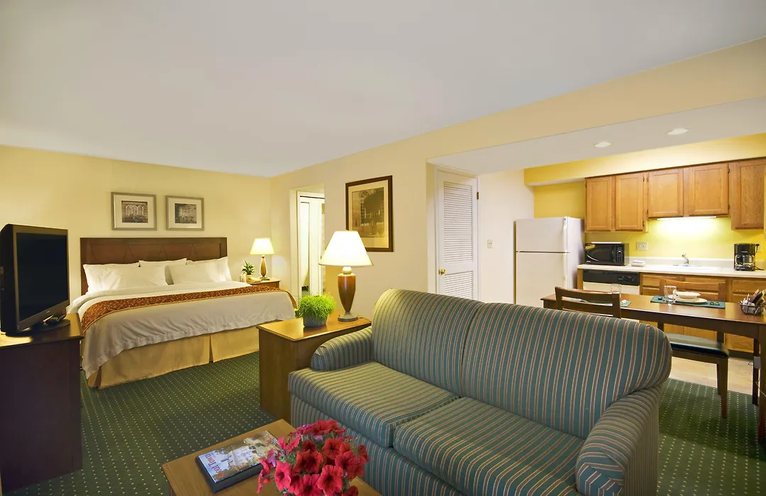 Residences At Daniel Webster-1