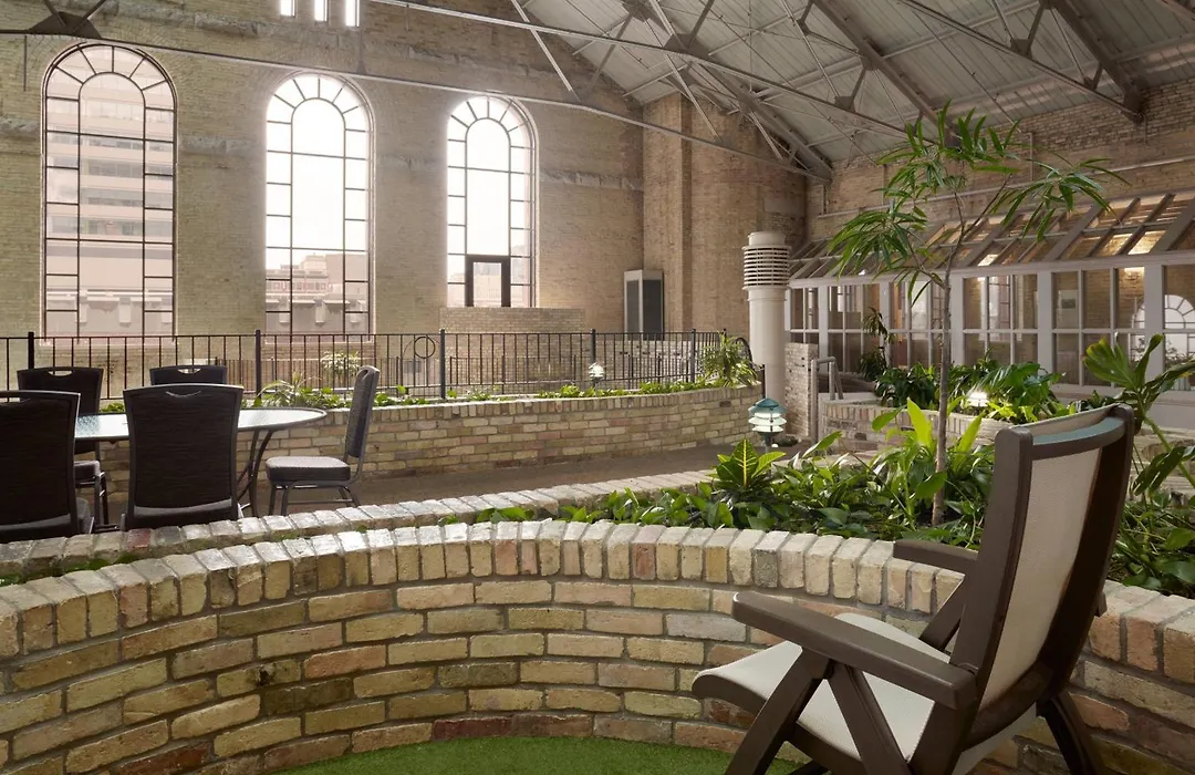 Delta Hotels By Marriott London Armouries-1