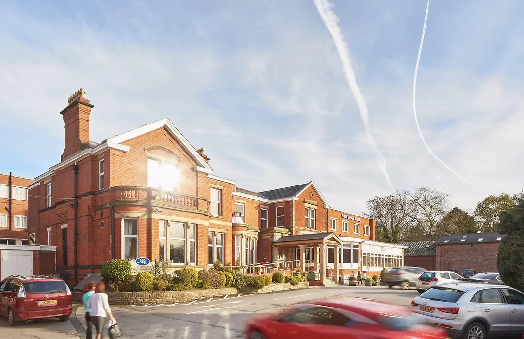 Alma Lodge Hotel & Events Venue-1