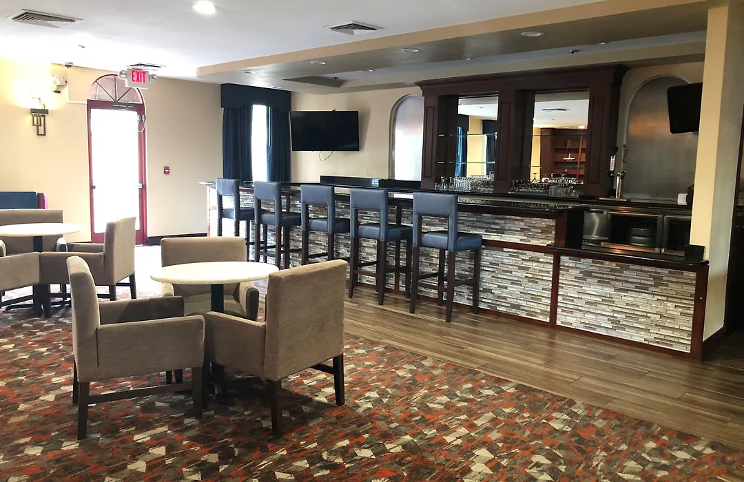Best Western Plus Heritage Inn-1
