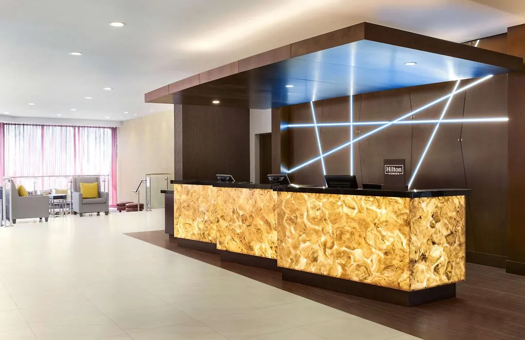 Doubletree By Hilton Hotel Toronto Airport West-1