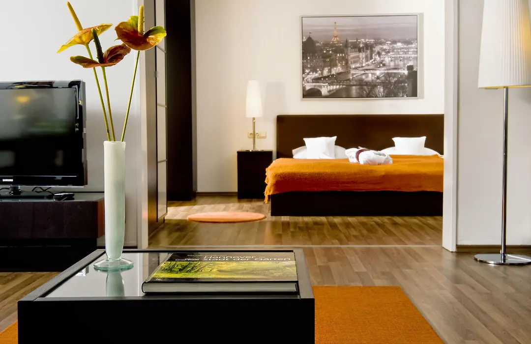 Wyndham Hannover Atrium-1