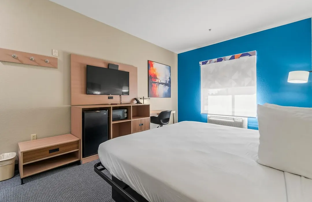 Americas Best Value Inn & Suites-Livingston-1
