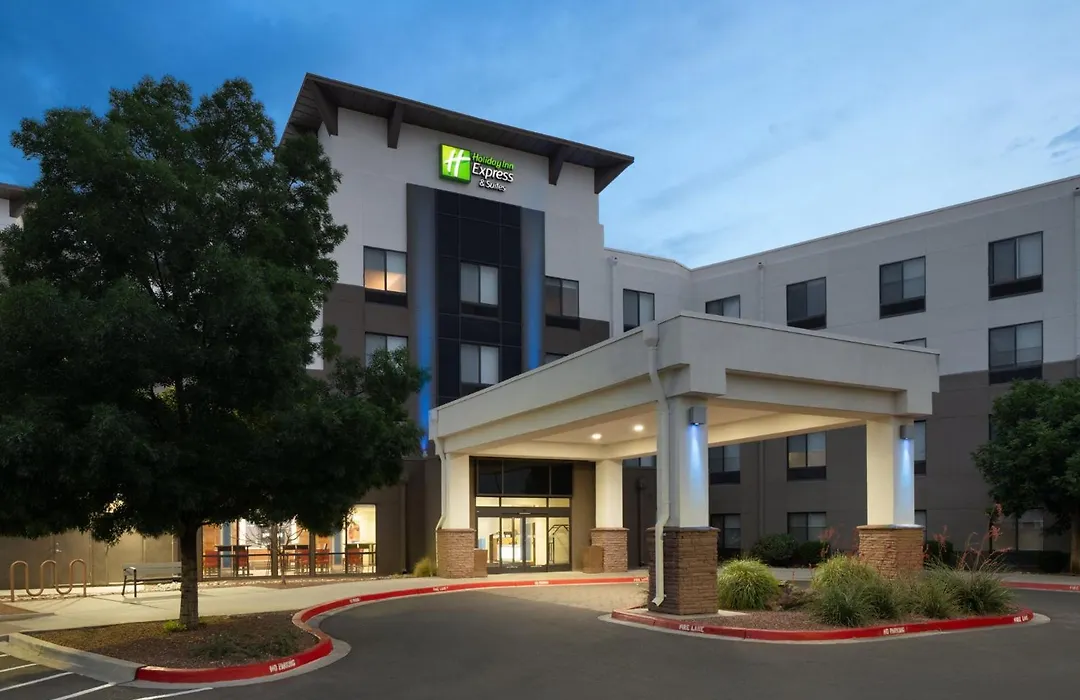 Holiday Inn Express & Suites Albuquerque Historic Old Town By Ihg-1