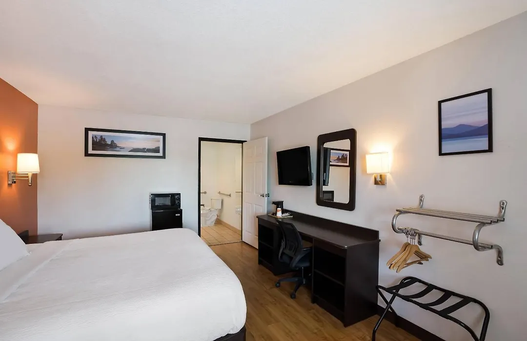 Quality Inn & Suites Junction-1