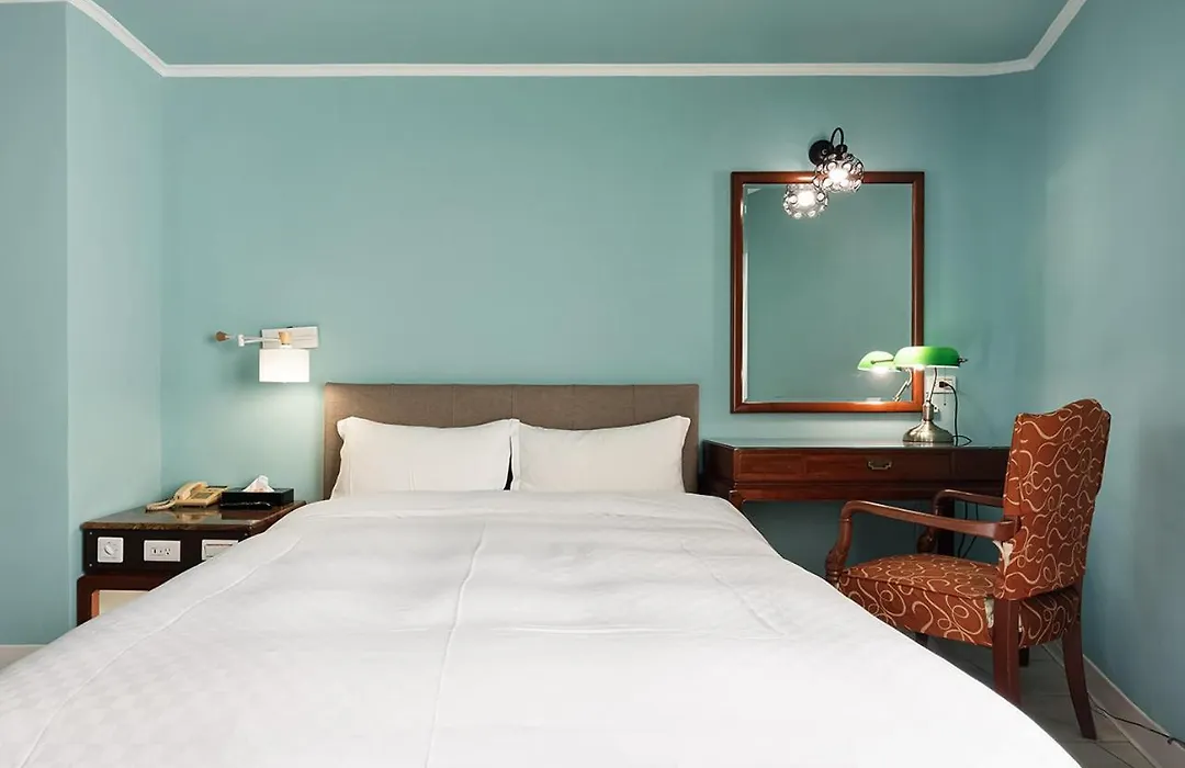 Moonlight Hotel-1