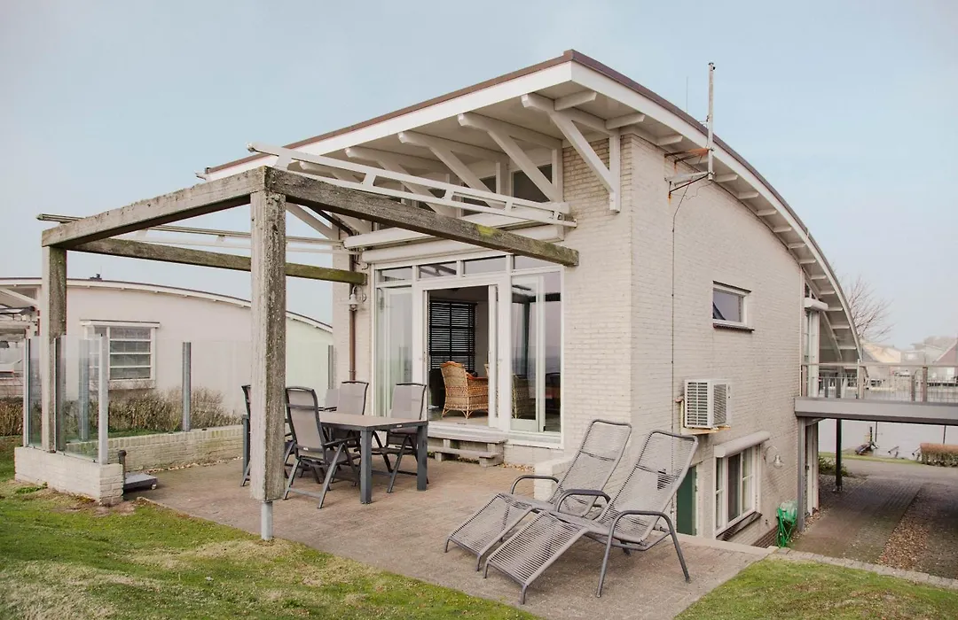 Beach Resort Makkum-1