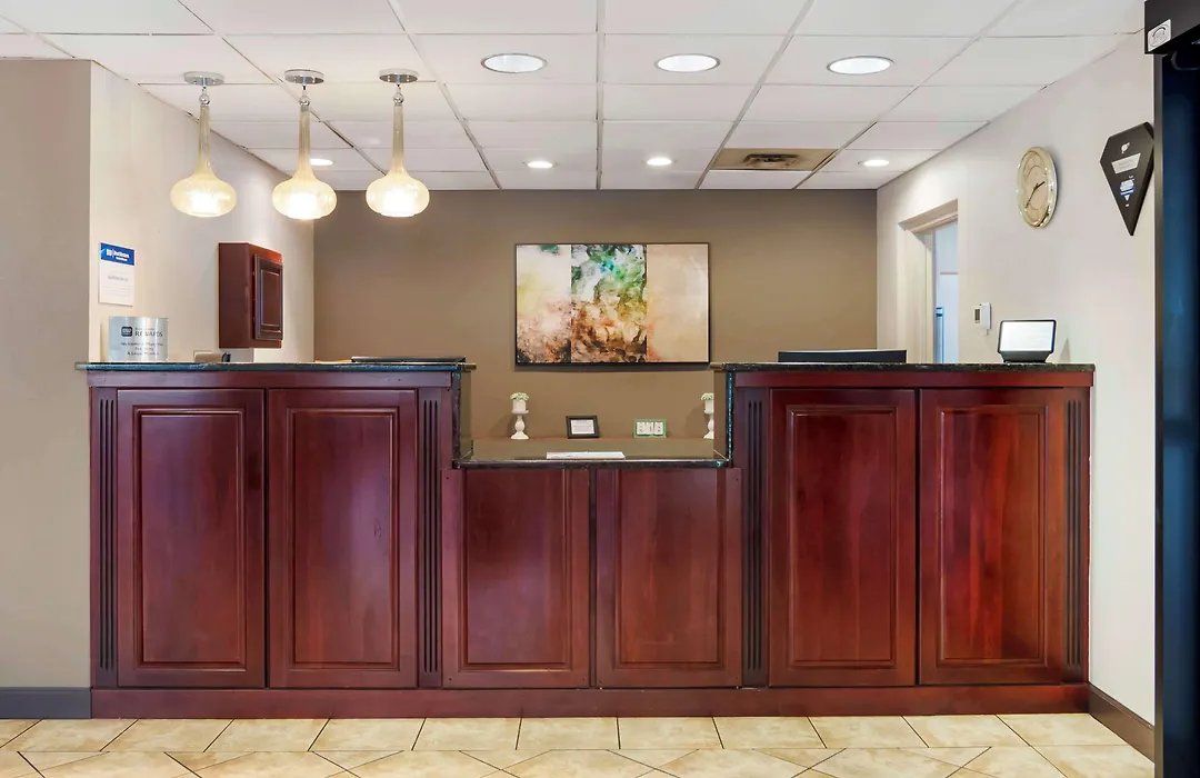 Best Western Plus Oak Mountain Inn-1