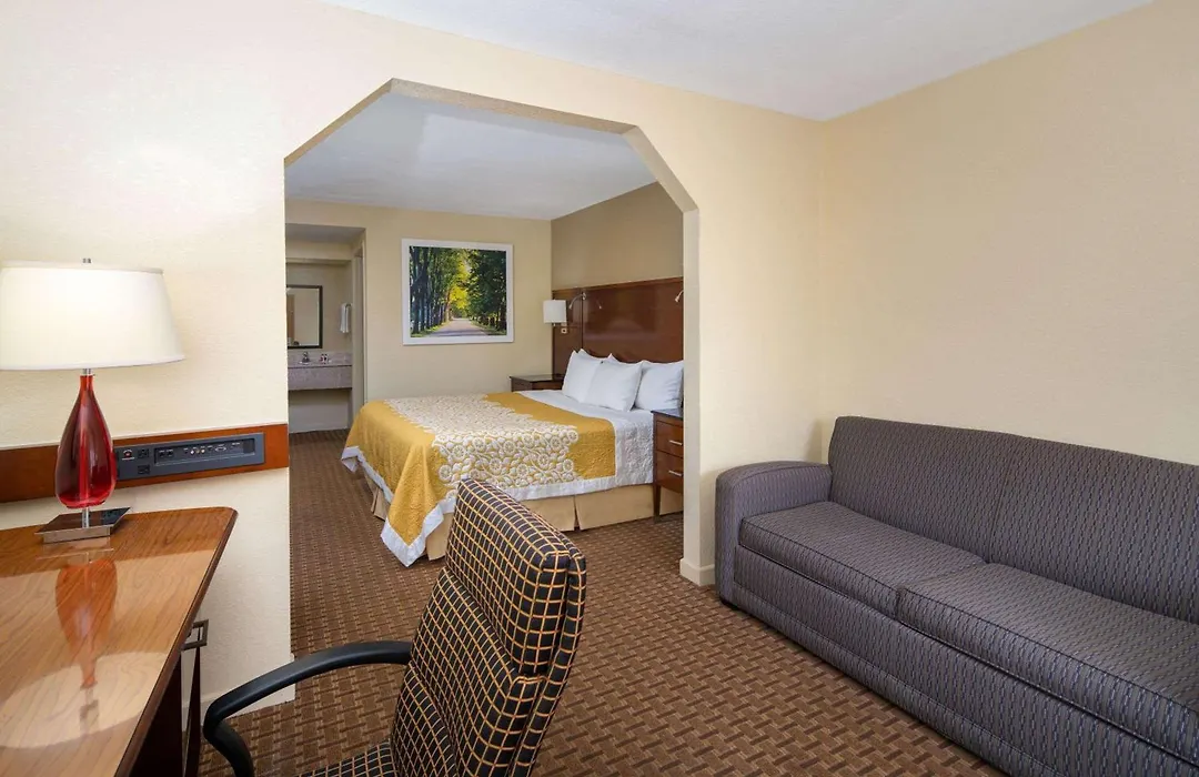Days Inn By Wyndham Thomaston-1