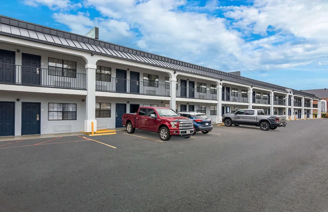 Quality Inn Near Casinos And Convention Center-1