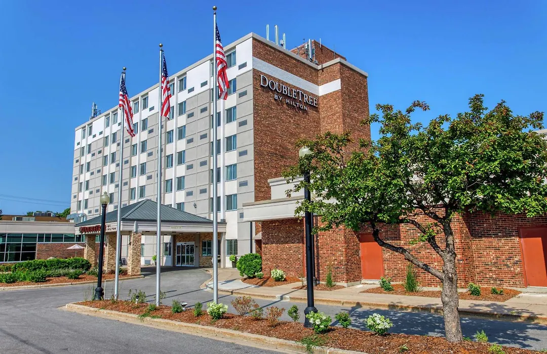 Doubletree By Hilton Neenah-1