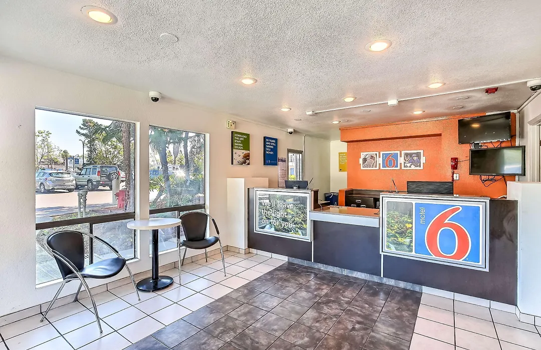 Motel 6-Oakland, Ca - Embarcadero-1