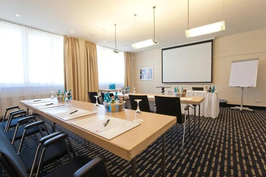 relexa Hotel Frankfurt am Main (Superior)-1