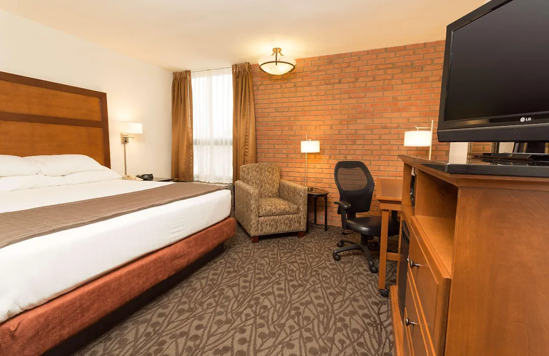 Drury Inn & Suites Frankenmuth-1