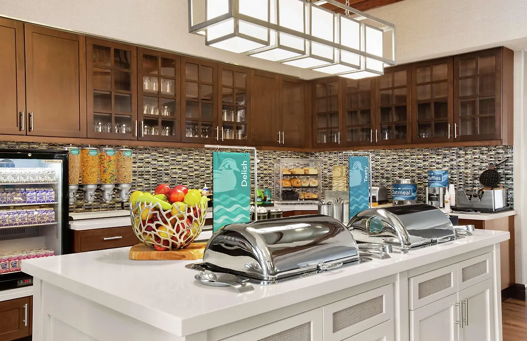 Homewood Suites By Hilton Kansas City Airport-1