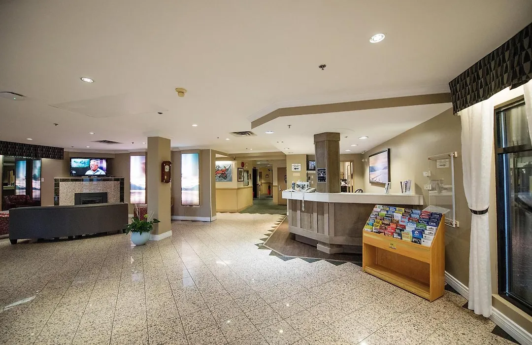 Harrison Lake Hotel-1