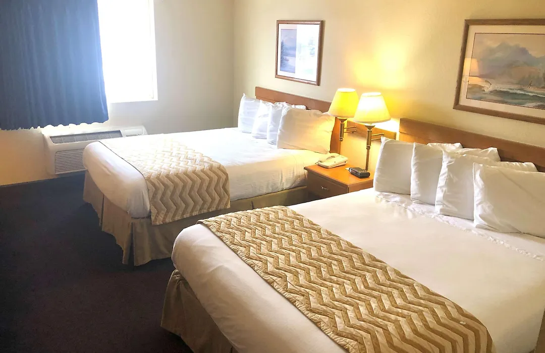 Travelodge By Wyndham Grand Island-1