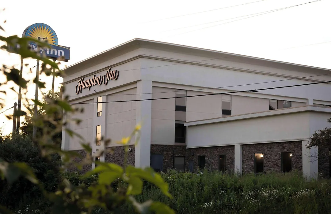 Hampton Inn Kent/Akron Area-1