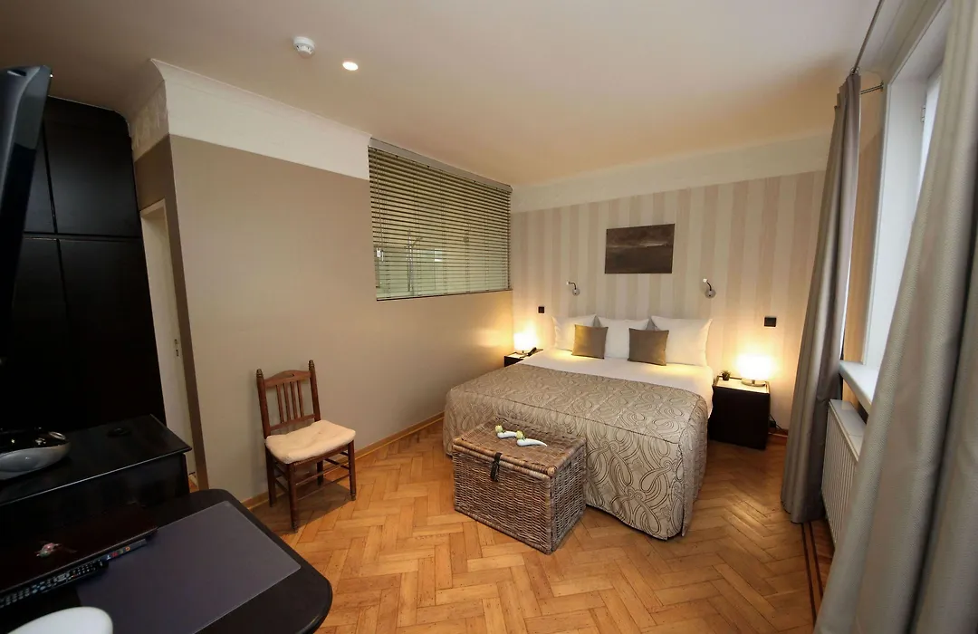 Hotel Astoria Gent-1