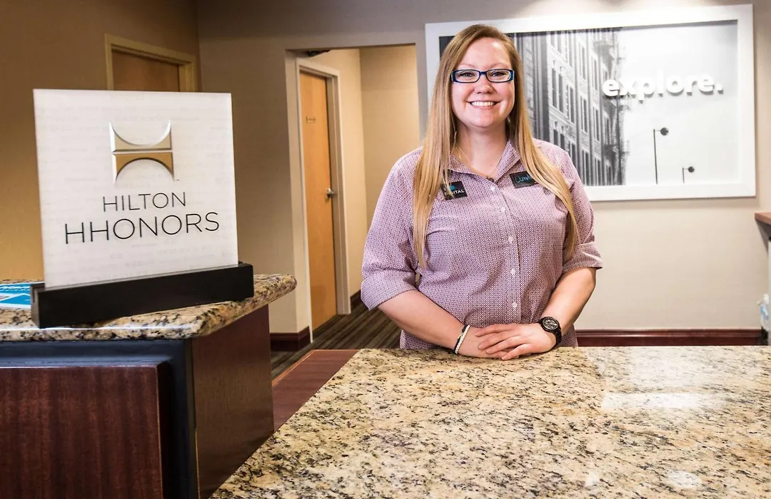 Hampton Inn Clarksville-1