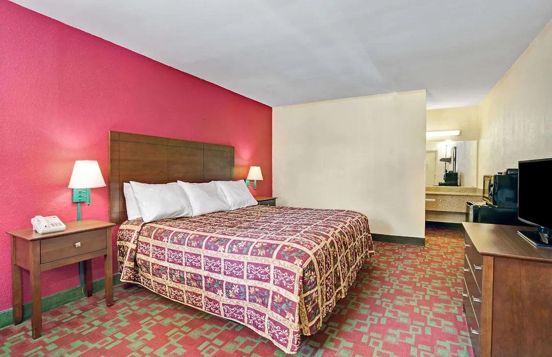 Days Inn By Wyndham Elizabeth City-1