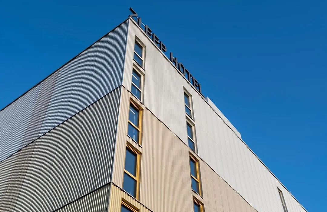 Zleep Hotel Hamburg Volkspark-1