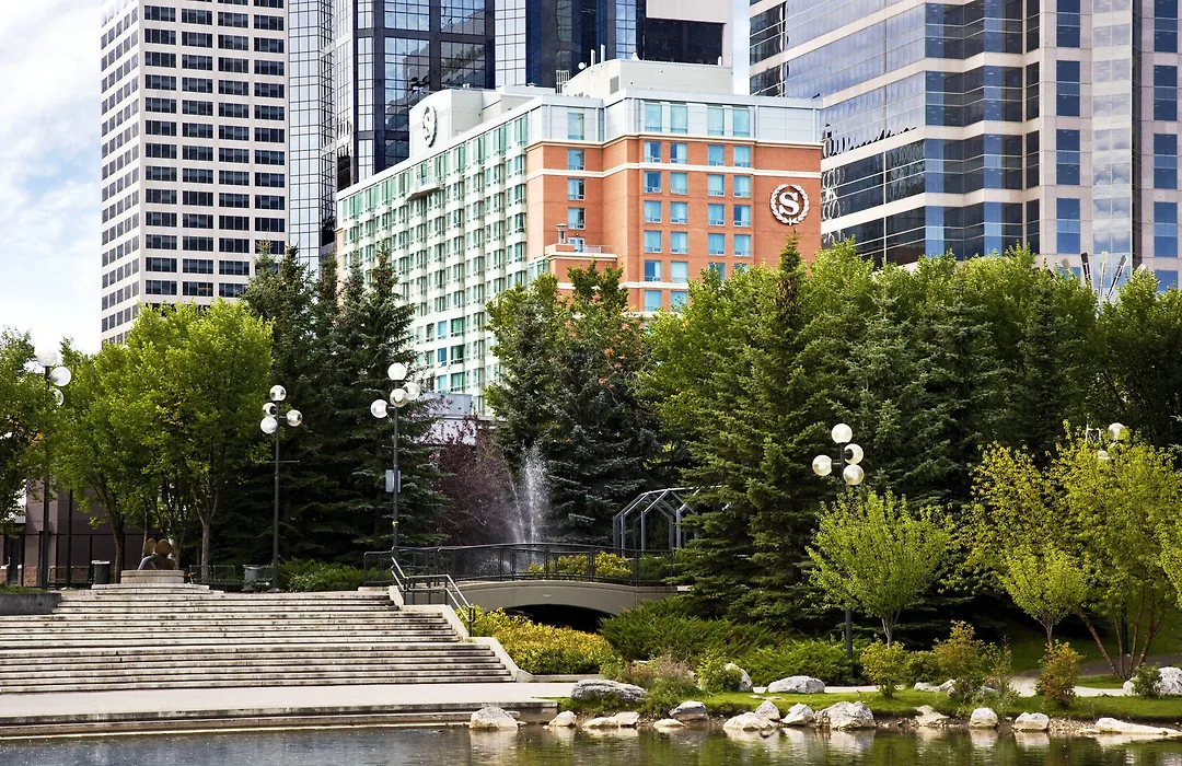 Sheraton Suites Calgary Eau Claire-1