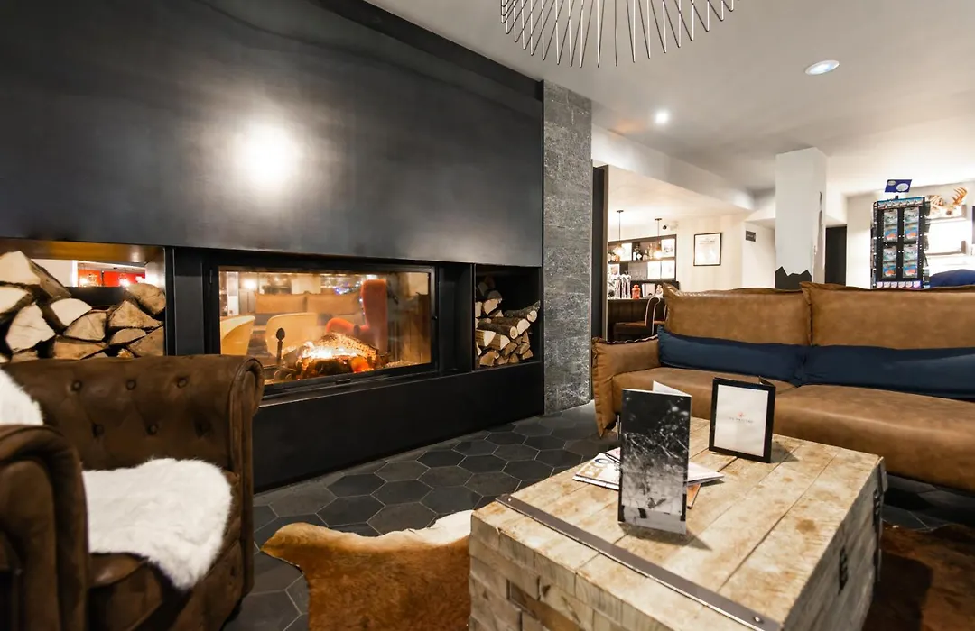 Chalet Hotel Le Prieure & Spa-1