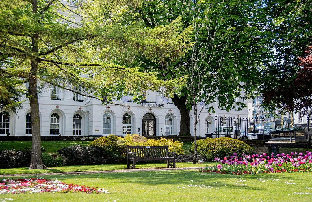 Queens Hotel Cheltenham-1
